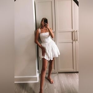 Short white dress
